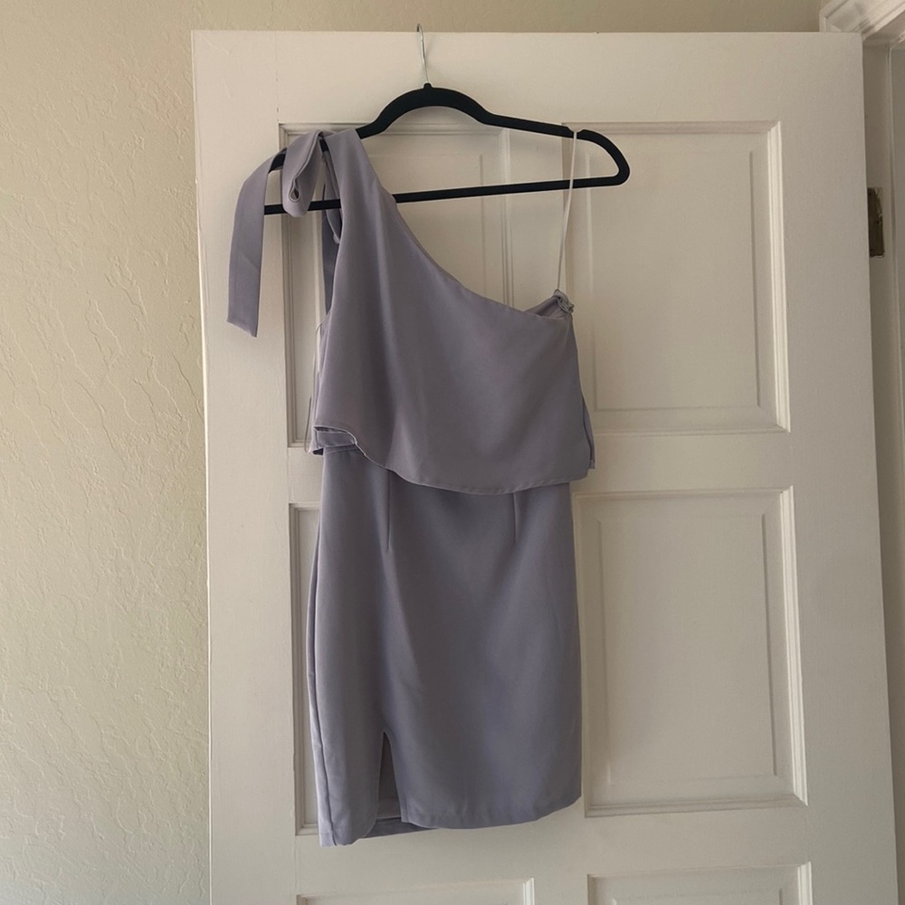 One shoulder dress